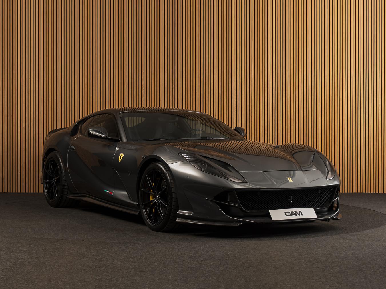 Ferrari 812 6.5 V12 Superfast HELE